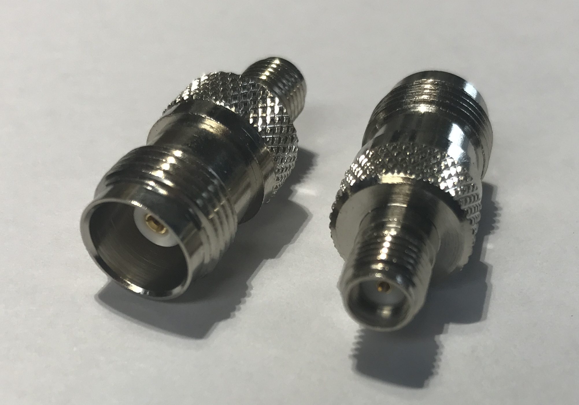 Adapter SMA-Rev.-TNC